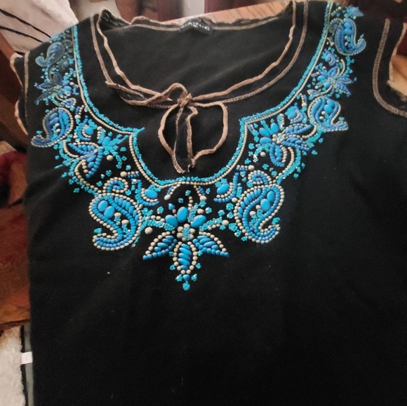 Beaded turquoise top - Picture 2 of 2
